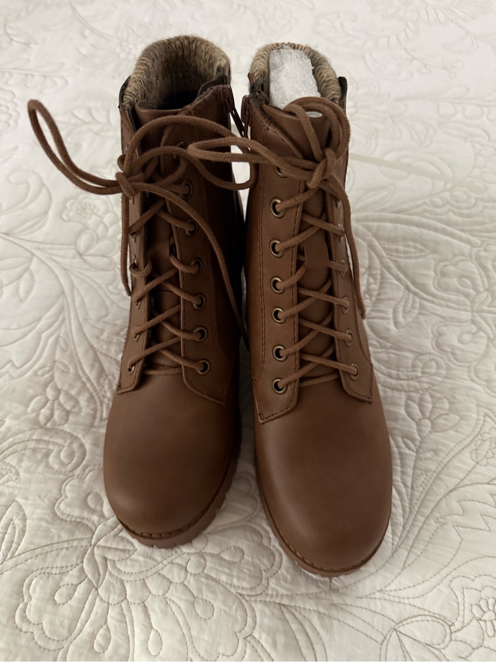 Soda Single Lug Sole Chunky Heel Combat Ankle Boot Lace up w/Side Zipper - Picture 2 of 12